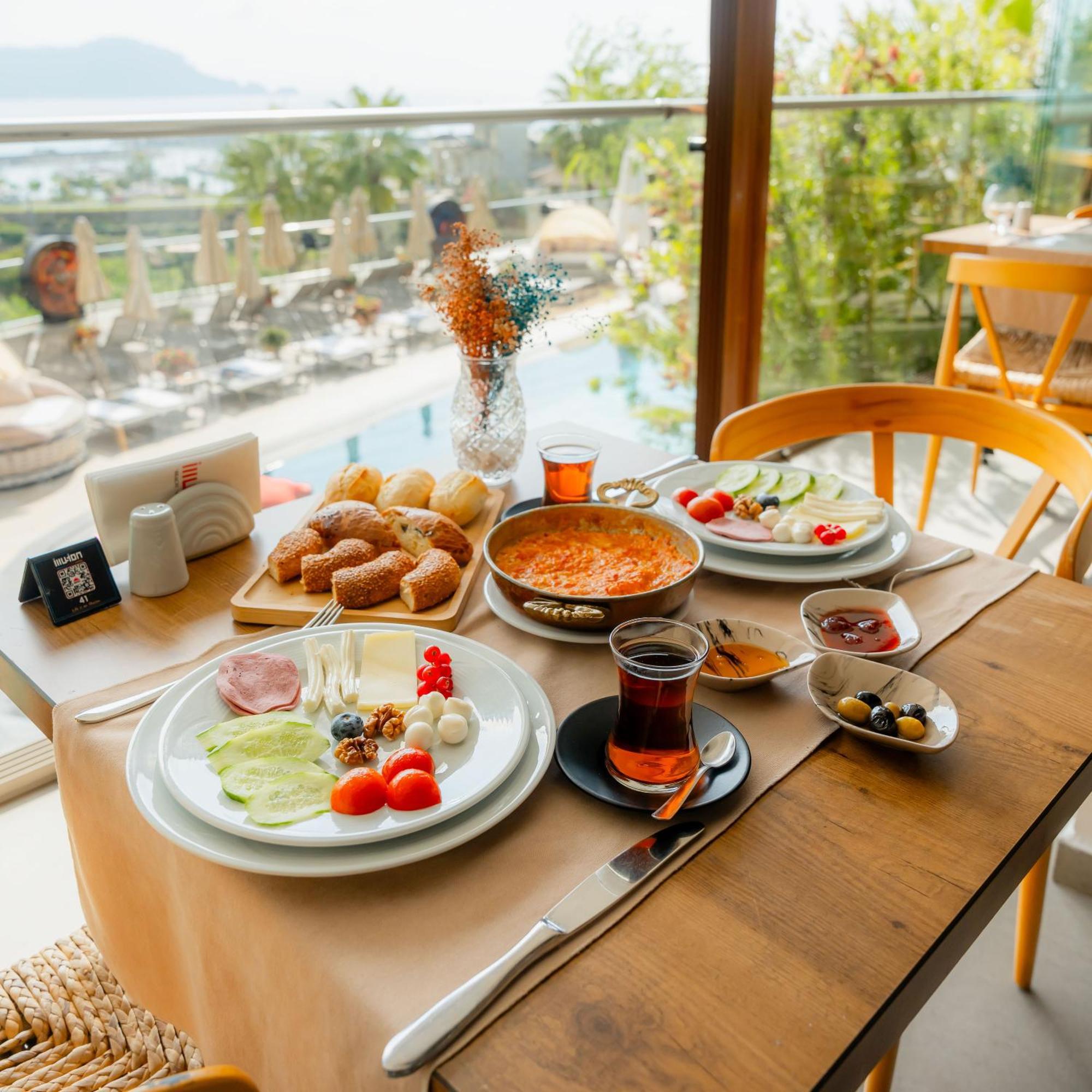 Illusion Beach & Clubhotel - Adults Only Alanya Exteriör bild