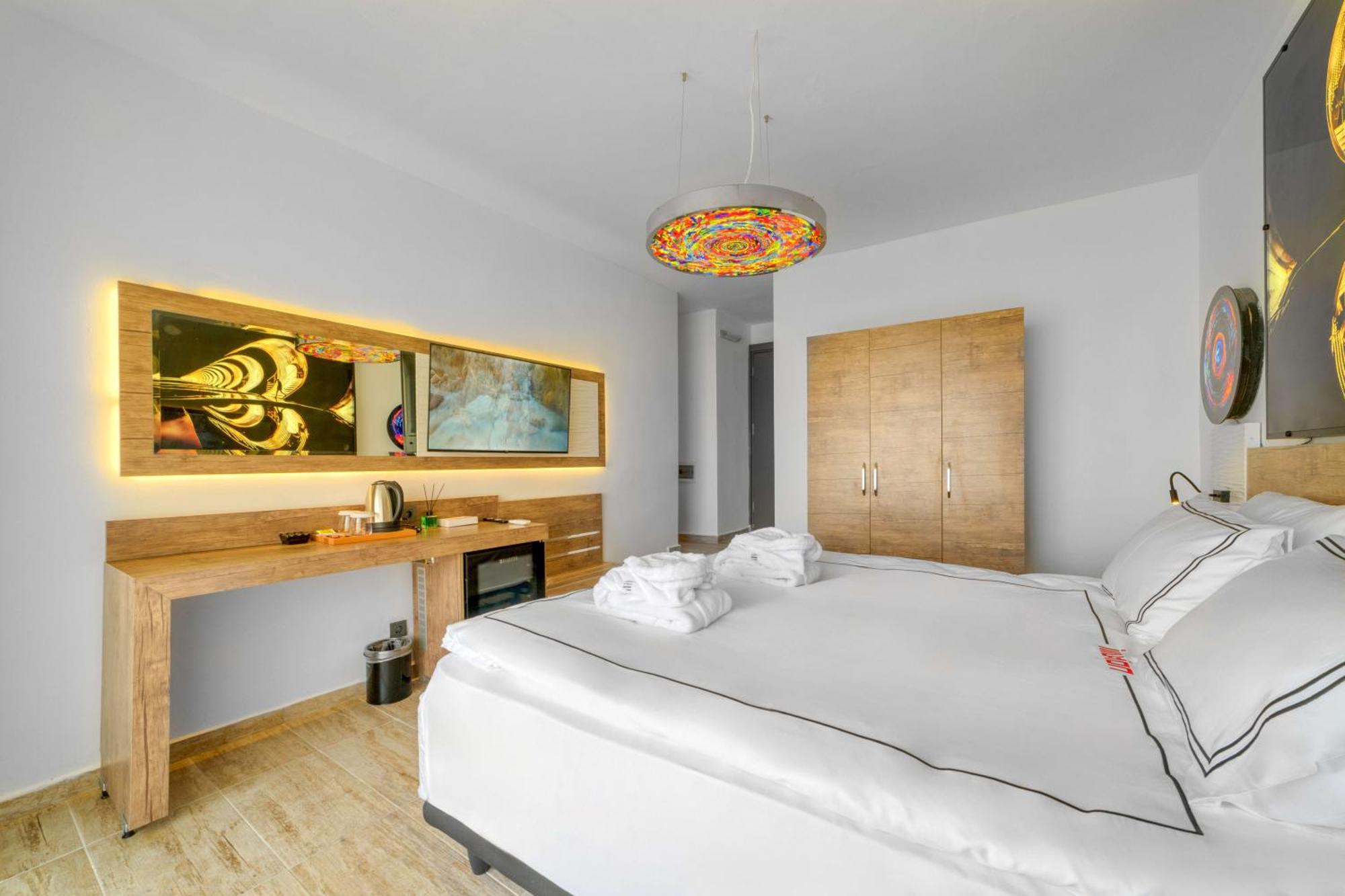 Illusion Beach & Clubhotel - Adults Only Alanya Exteriör bild
